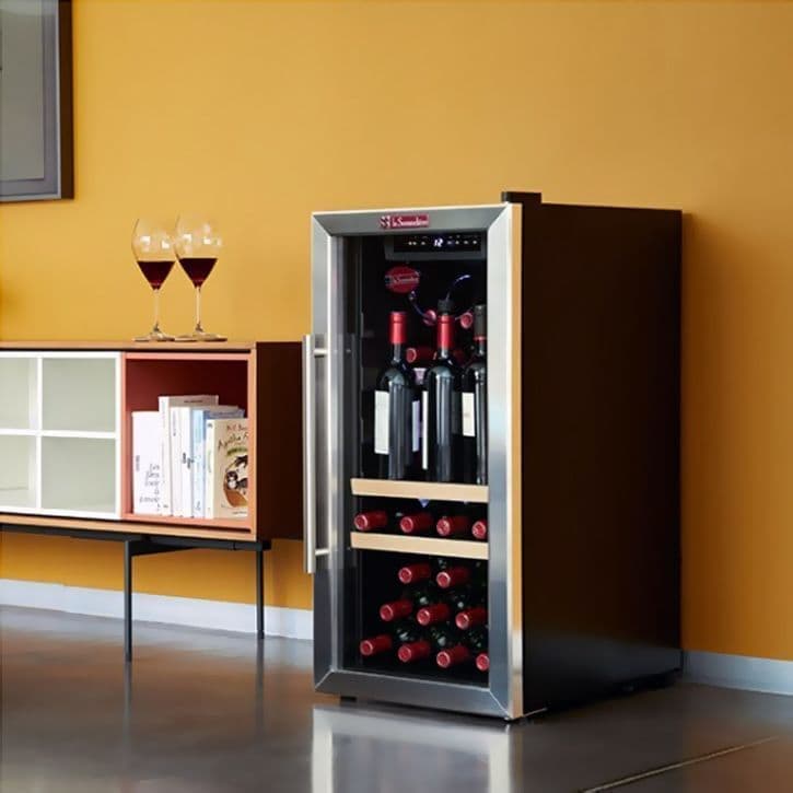 Шкаф винный La Sommeliere LS38A