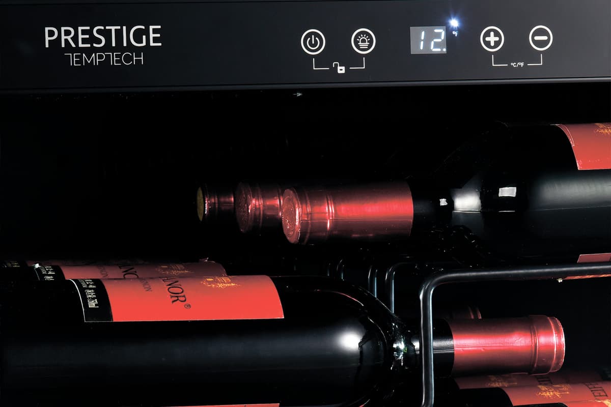 Шкаф винный Temptech PRESPROX60SRB