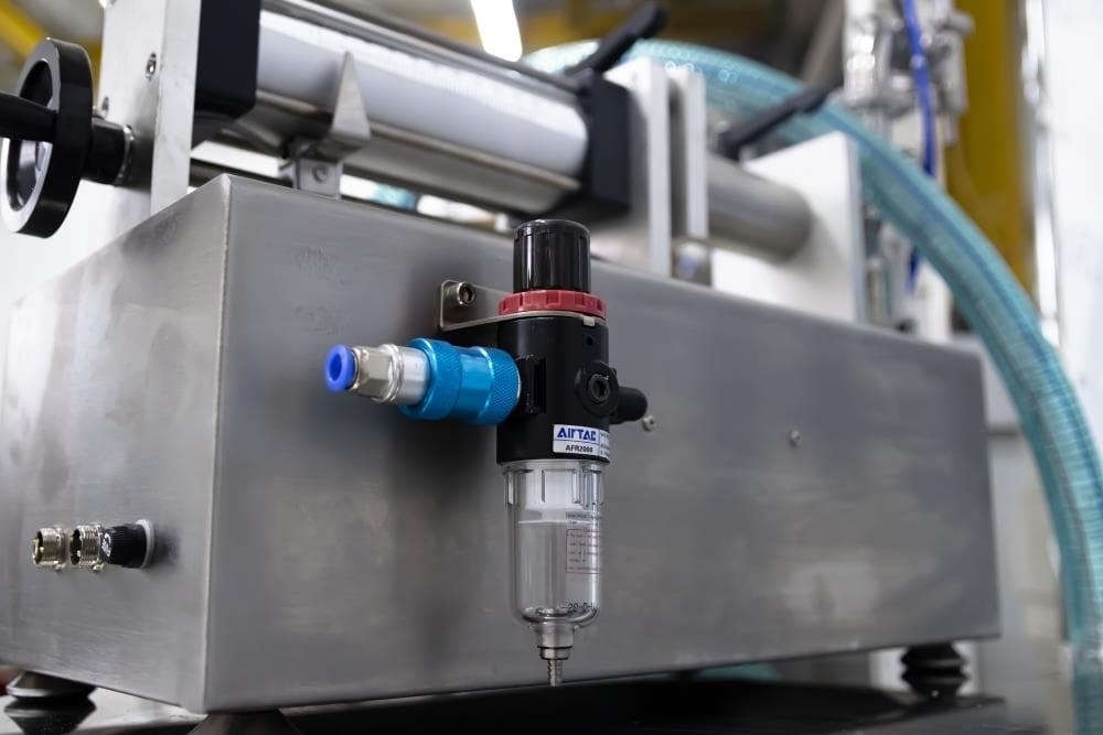 Дозатор поршневой Hualian Machinery LPF-100T