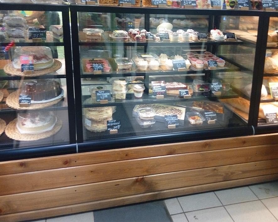 Витрина кондитерская Carboma KC71-110 VV 0,9-2 9005 открытая