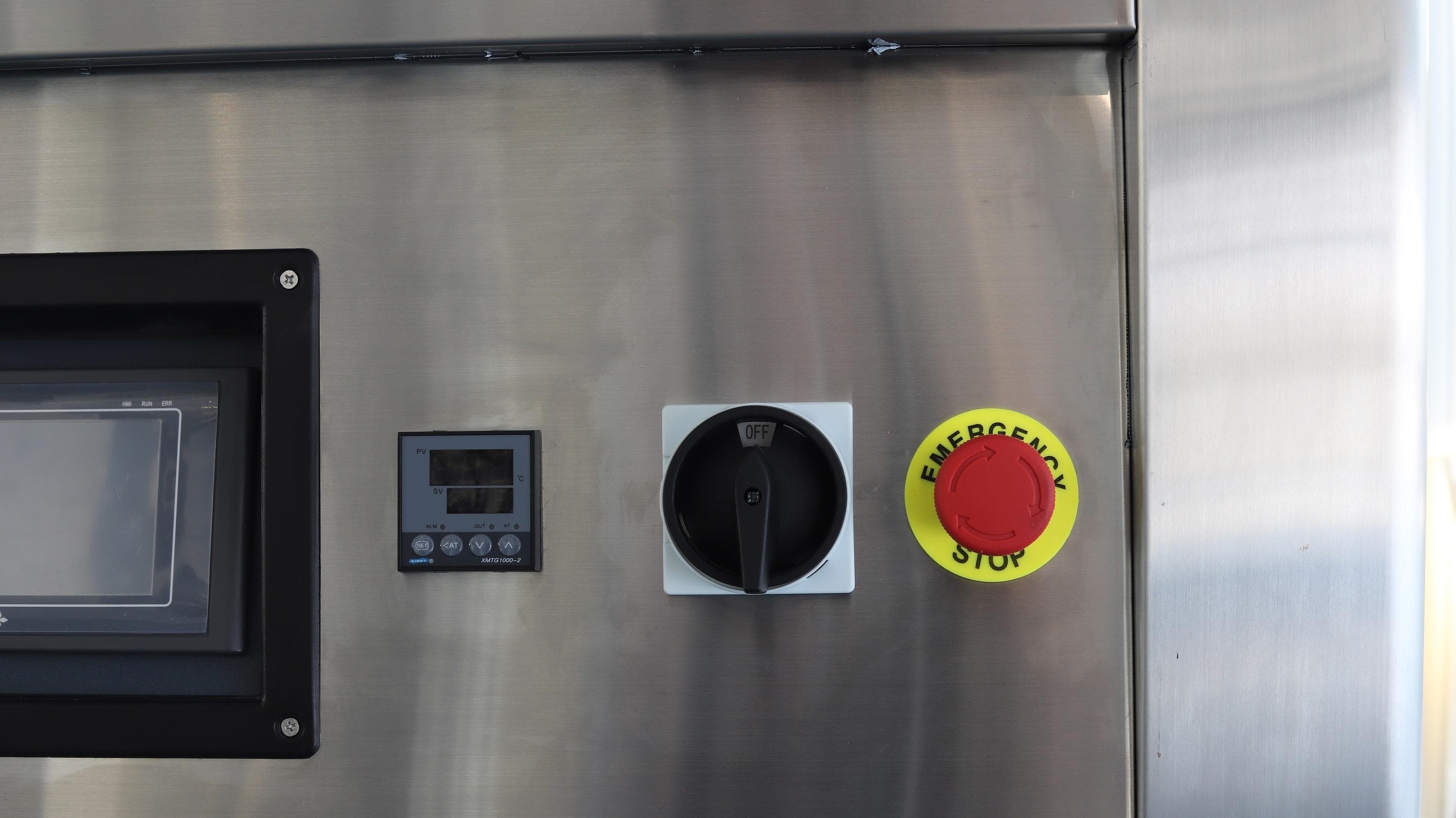 Скин-упаковочная машина Hualian Machinery HVC-760FS