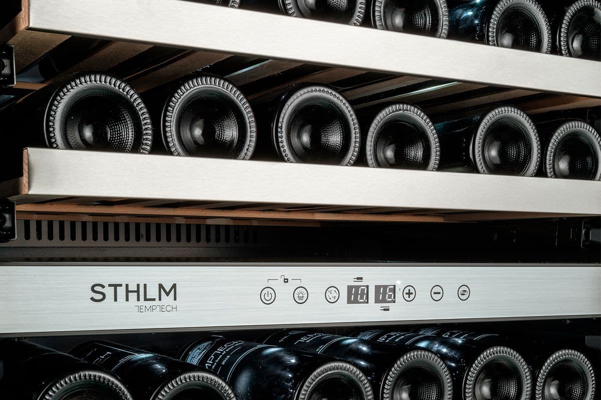 Шкаф винный Temptech STX60DRB