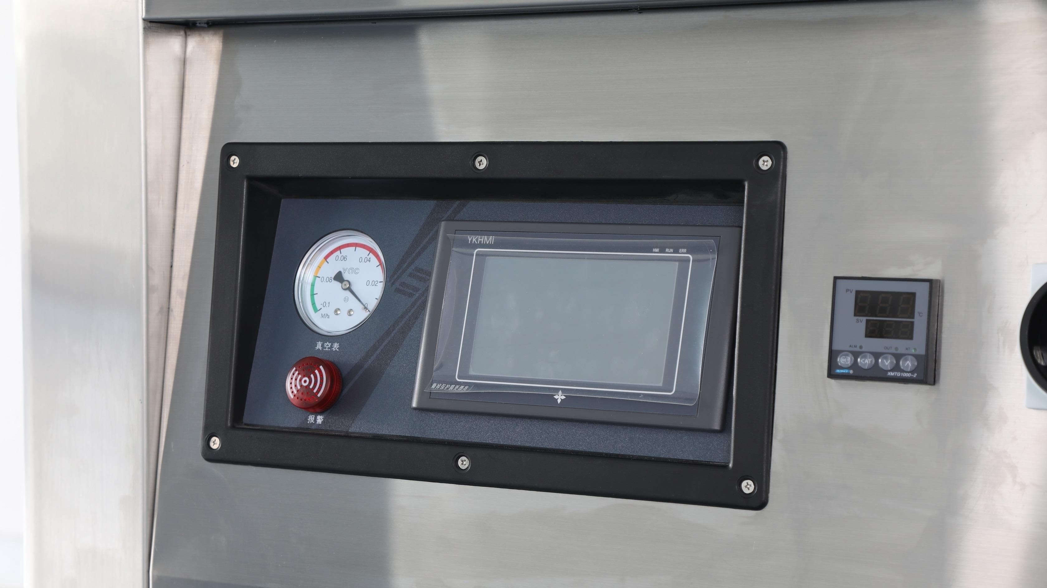 Скин-упаковочная машина Hualian Machinery HVC-760FS