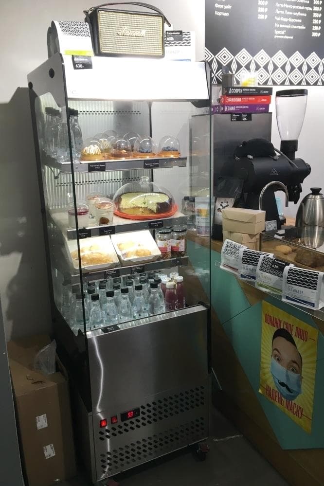 Горка холодильная Carboma FC 18-06 VM 0,7-2 0430