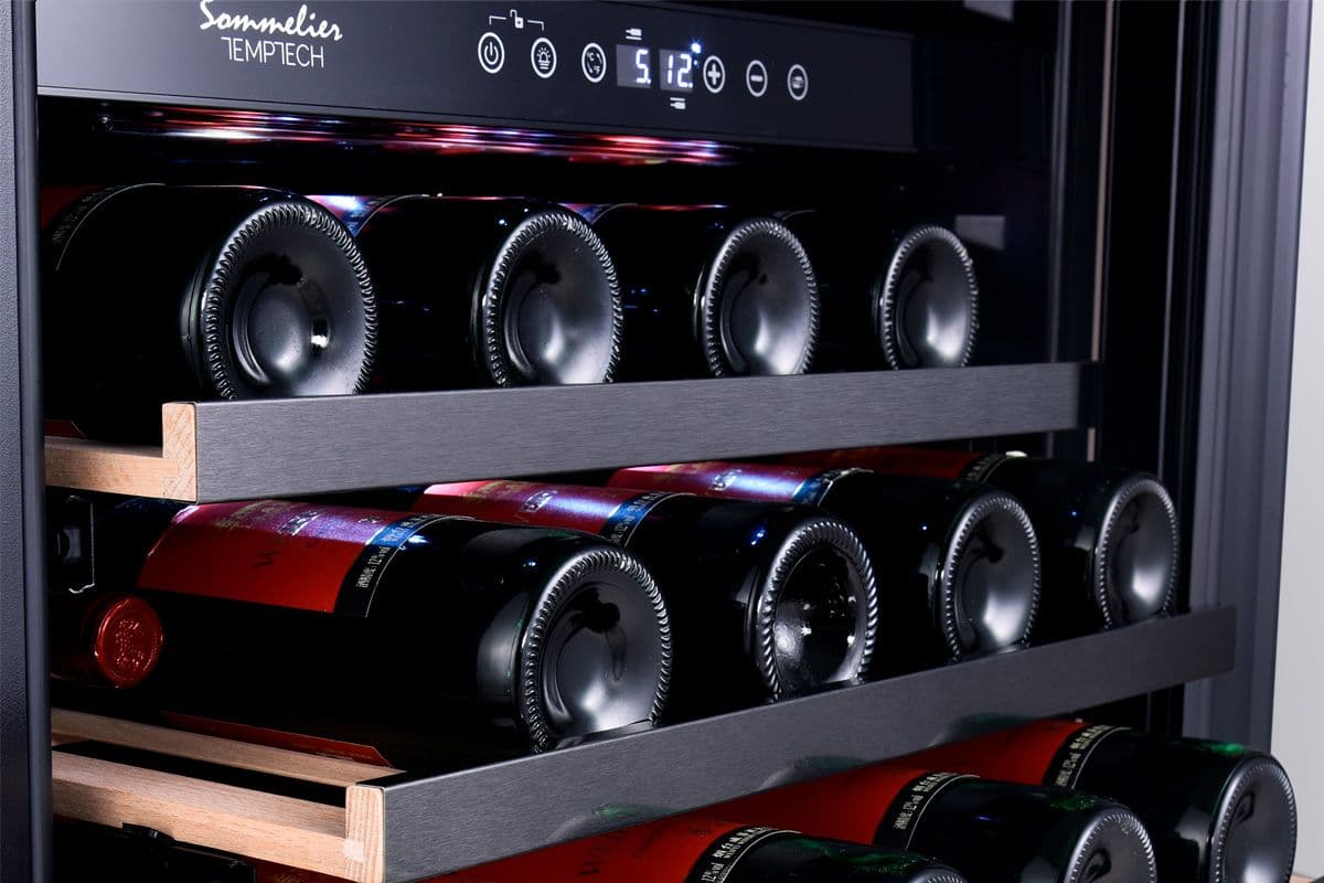 Шкаф винный Temptech SOMX60DRB
