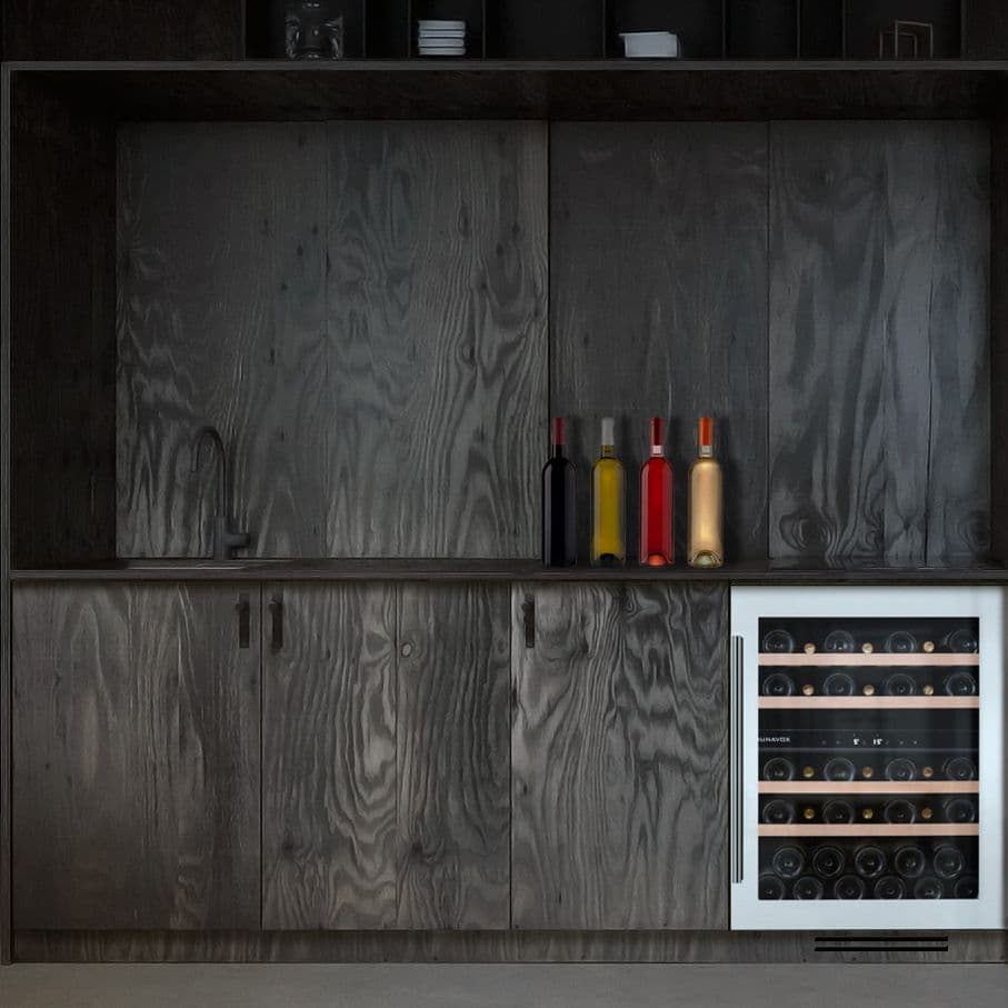 Шкаф винный Dunavox DAU-39.121DW