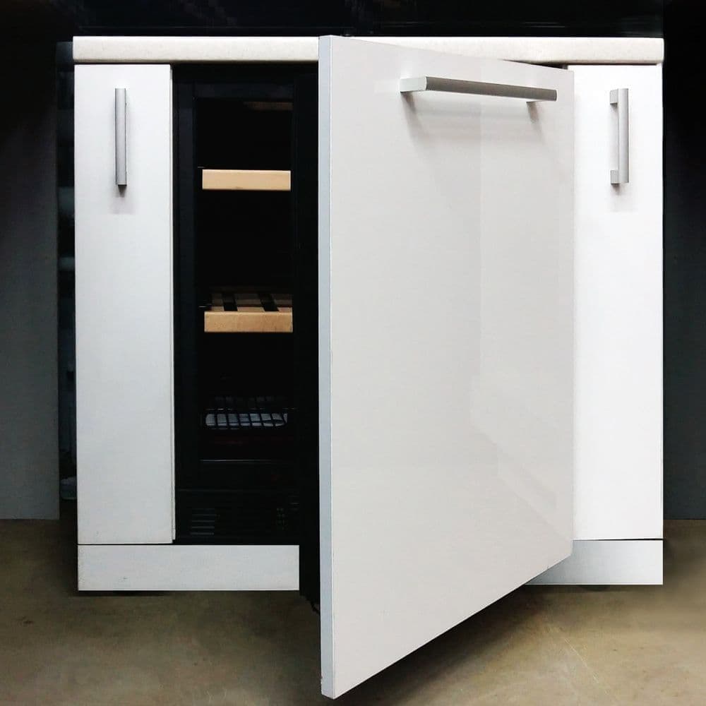 Шкаф винный IP Industrie CIR 140 CFU