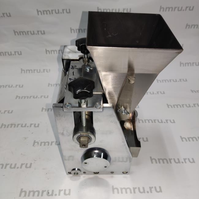 Формующая голова Hualian Machinery для JGL-135-5B (25-30 гр) матрица 100х6, 6 ячеек