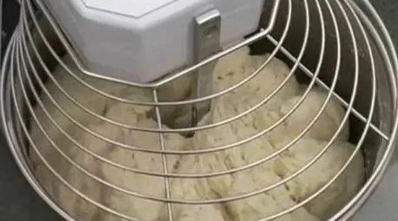 Тестомес Hurakan HKN-40SN