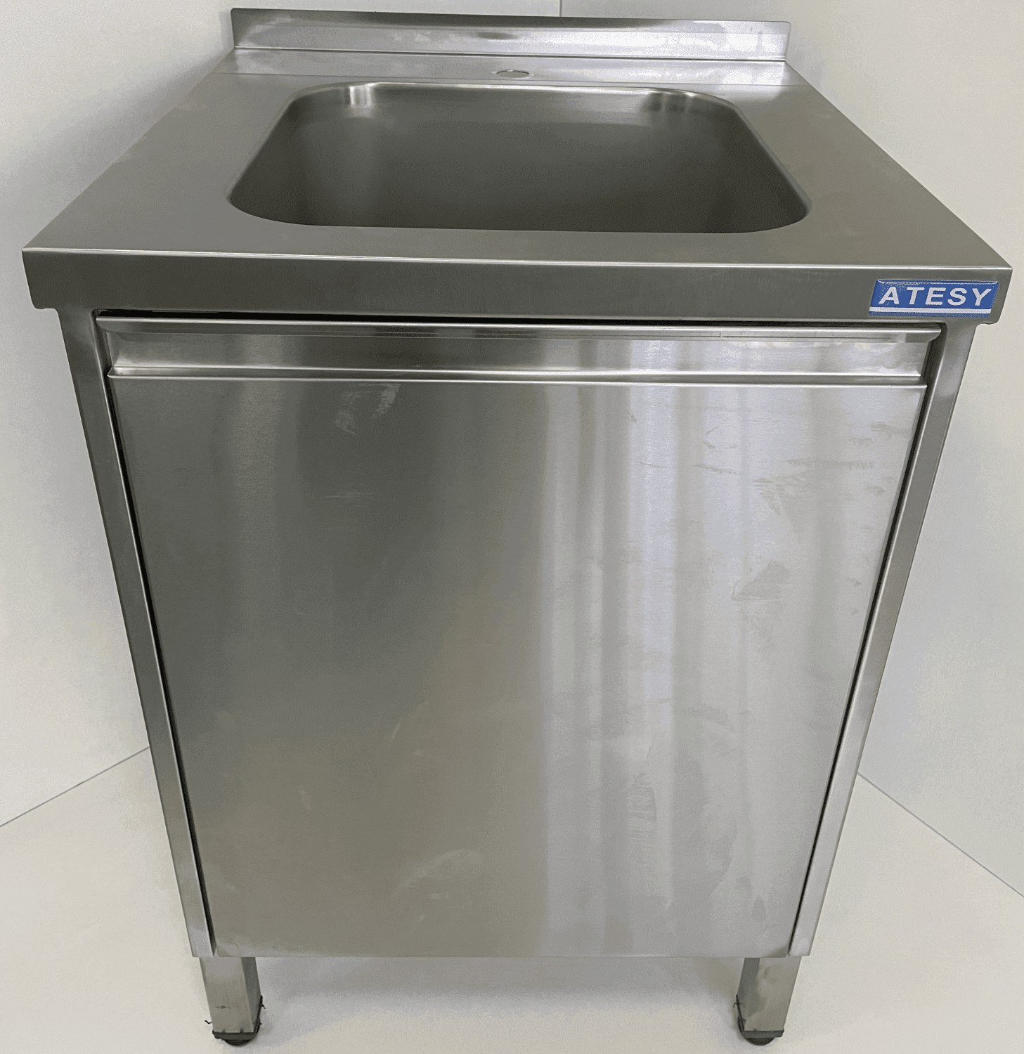 Стол с моечной ванной Atesy СТМ-С-1-600.700-Р-О