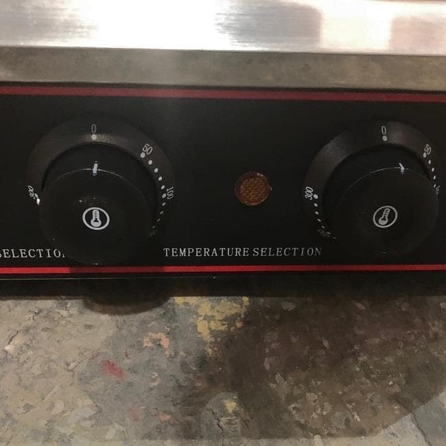 Роликовый гриль для хот-догов Hualian Machinery HHD-05