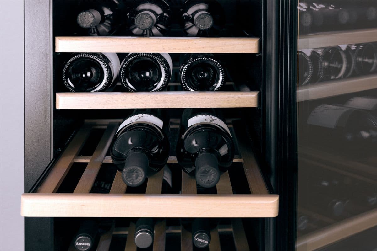 Шкаф винный CASO WineComfort 38