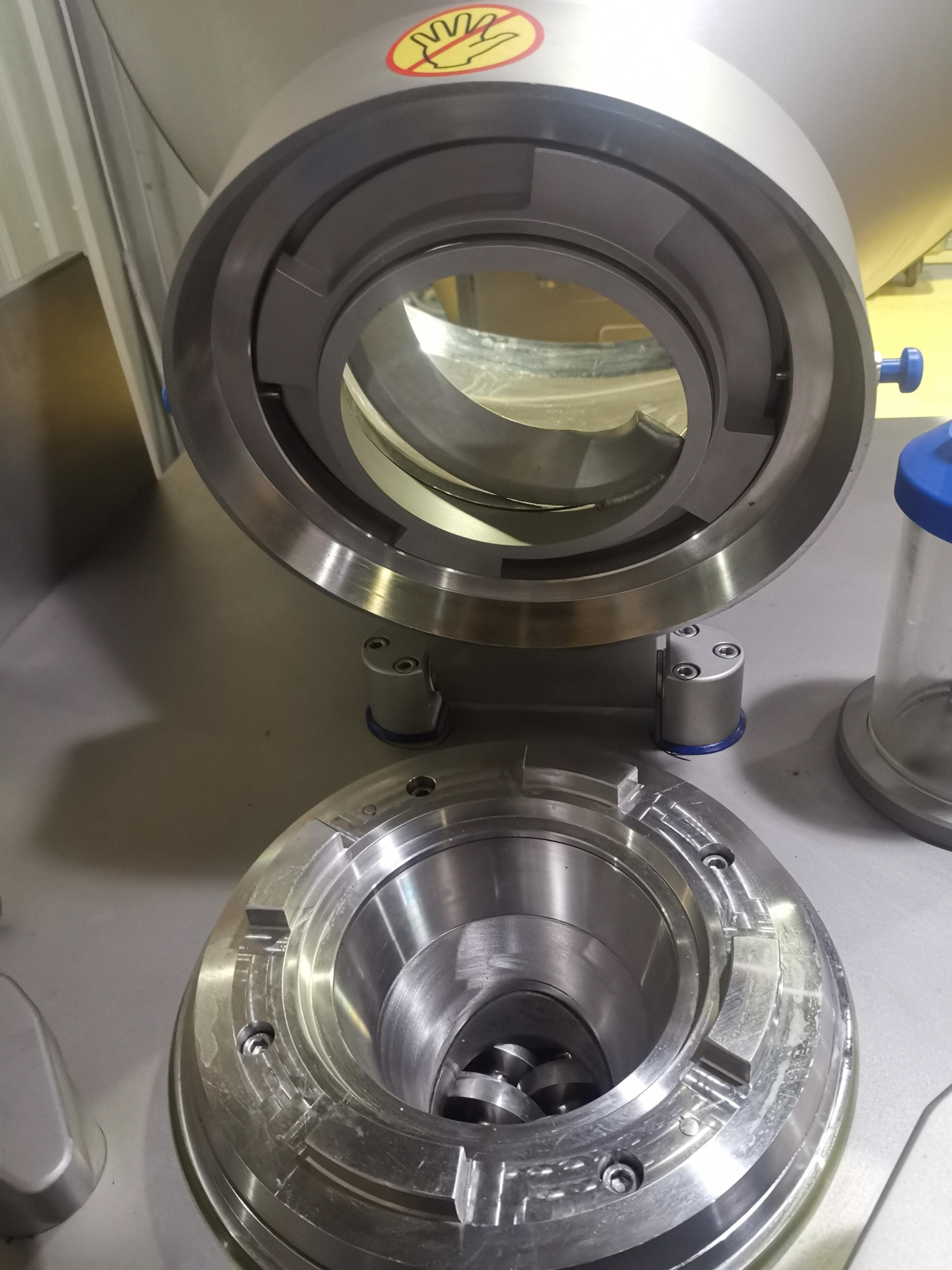 Вакуумный шнековый шприц Hualian Machinery GZL4500